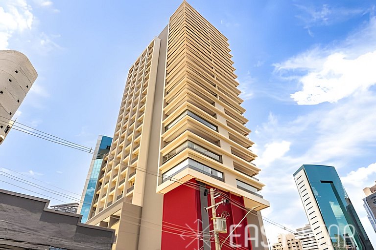 Aconchegante studio ao lado da Faria Lima