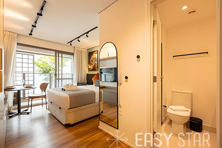 Cozy Studio in the Heart of Brooklin