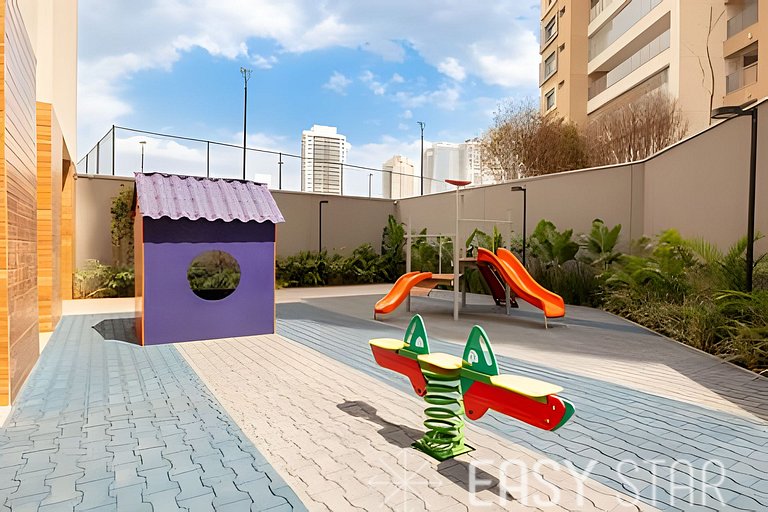 Lindo Studio próx. a Estação Santos-Imigrantes