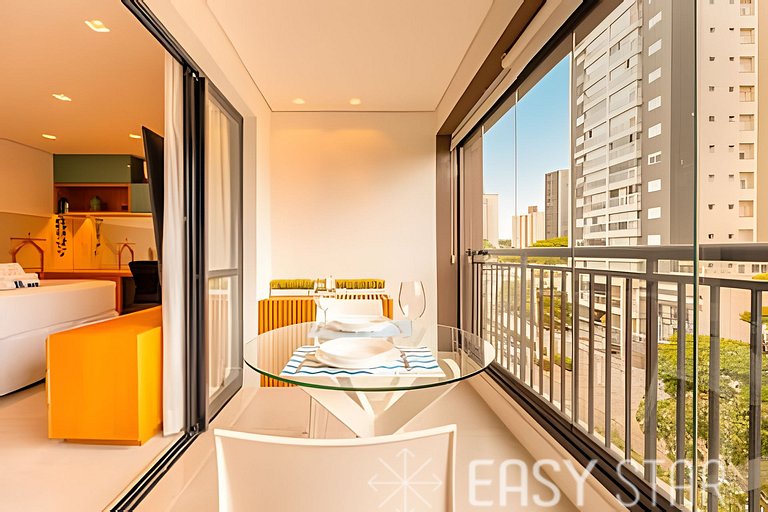 Lindo studio c/ vaga no coração do Campo Belo