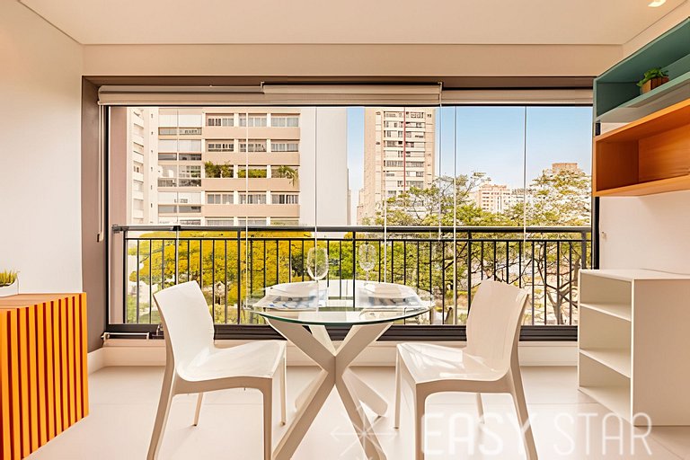 Lindo studio c/ vaga no coração do Campo Belo