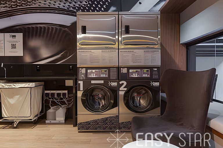 Lindo studio c/ vaga no coração do Campo Belo