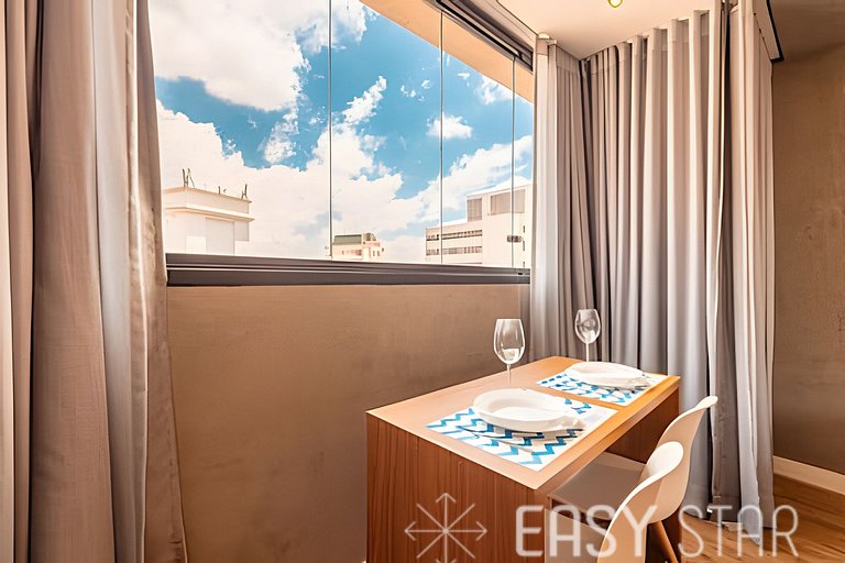 Belo studio próximo a Estação Paulista