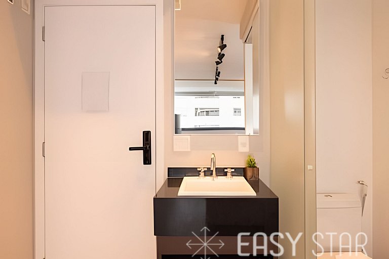 Lindo Studio com Vaga na Vila Olimpia