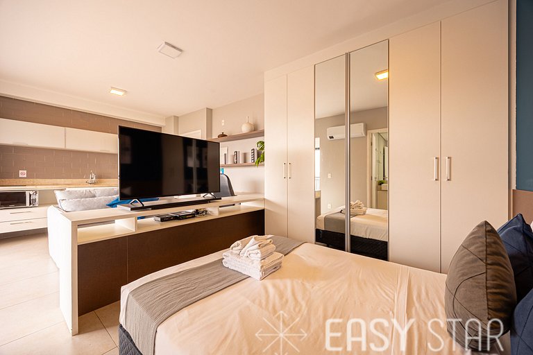 Easy Star - Studio Iluminado e com Vista, ao lado do Aeropor