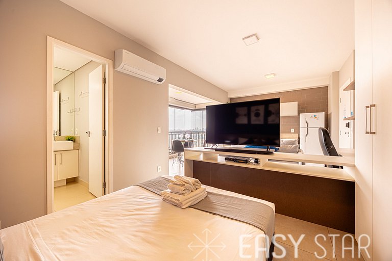 Easy Star - Studio Iluminado e com Vista, ao lado do Aeropor