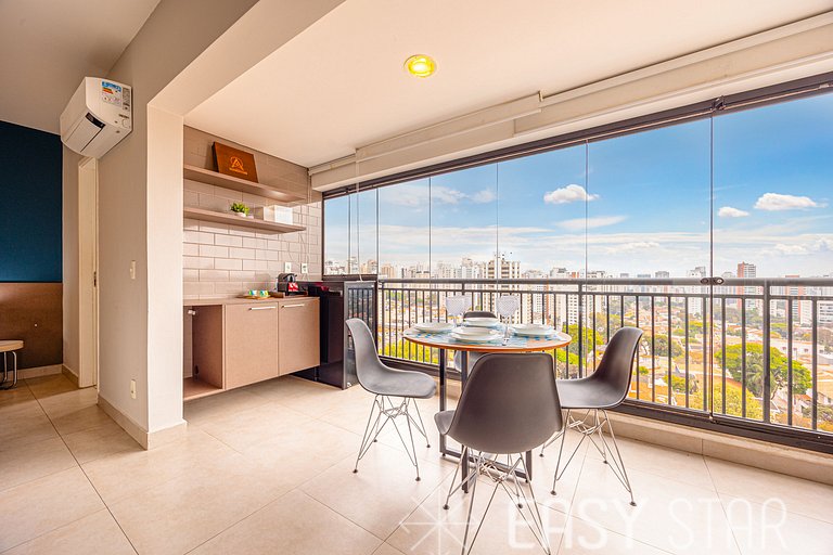 Easy Star - Studio Iluminado e com Vista, ao lado do Aeropor