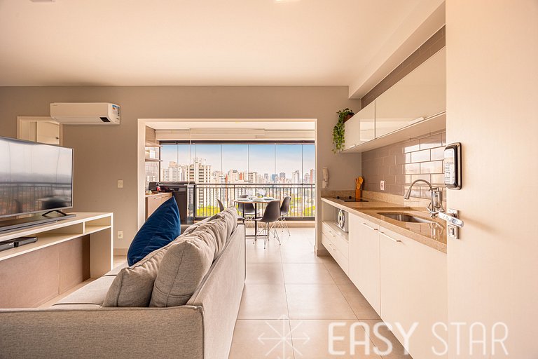 Easy Star - Studio Iluminado e com Vista, ao lado do Aeropor