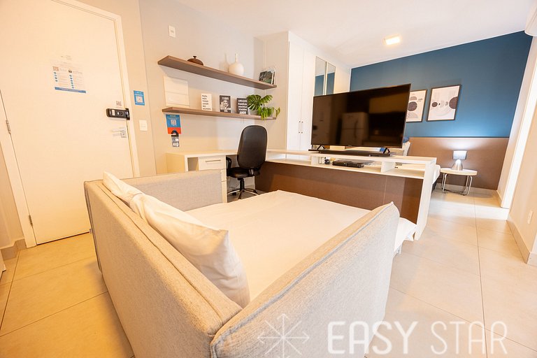 Easy Star - Studio Iluminado e com Vista, ao lado do Aeropor
