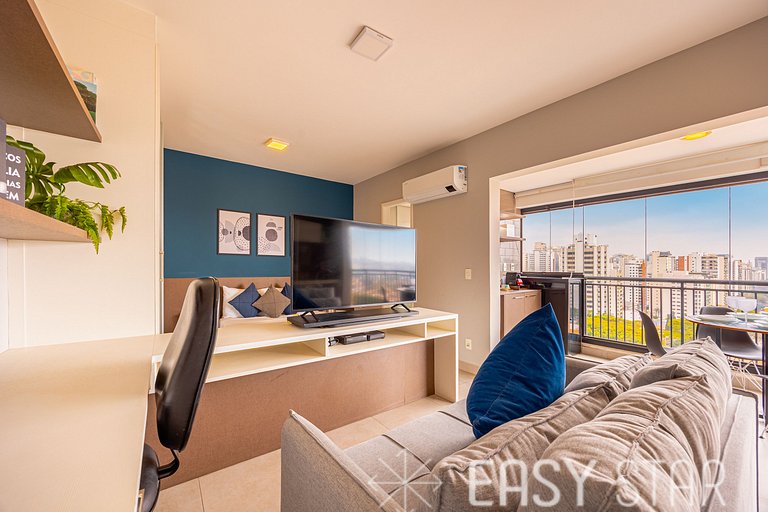 Easy Star - Studio Iluminado e com Vista, ao lado do Aeropor