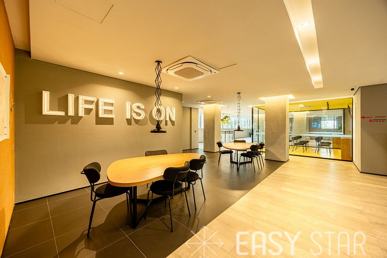 Easy Star - On Paulista - Condomínio completo ao lado do met