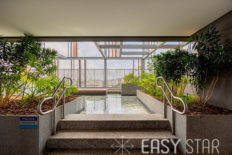 Easy Star - Belo studio com cama King ao lado da Oscar Freir