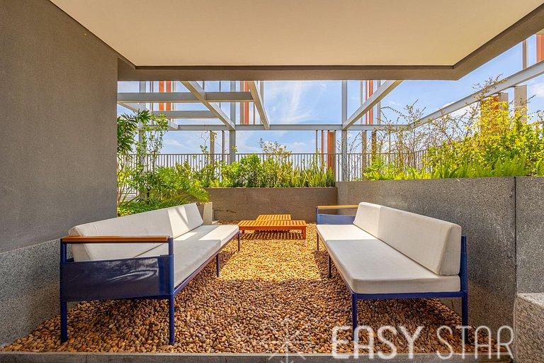 Easy Star - Belo studio com cama King ao lado da Oscar Freir