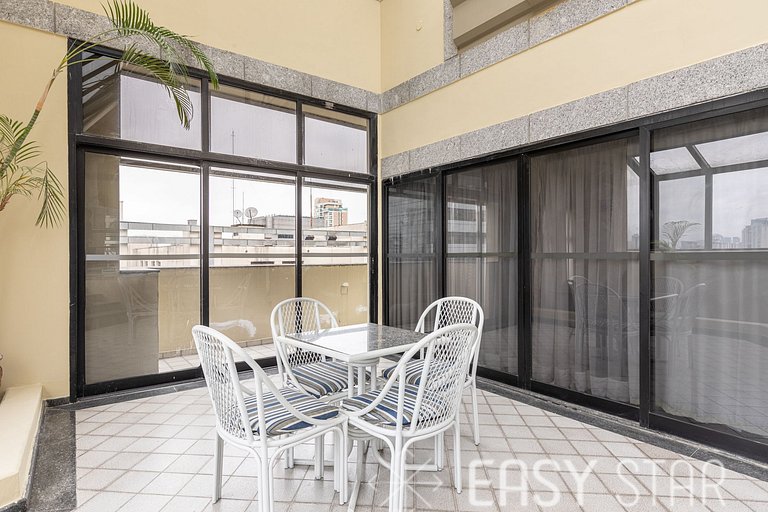 Easy Star - Flat gracioso ao lado da Berrini - PA01H