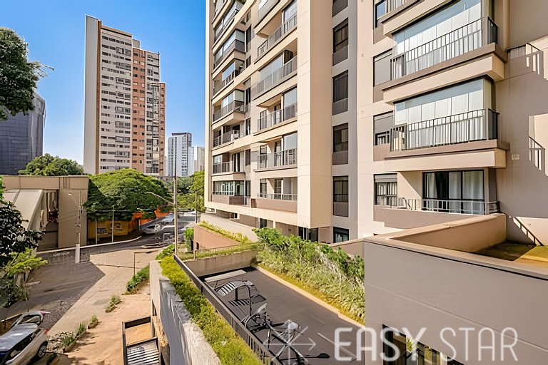 Belo studio ao lado do Shopping Eldorado